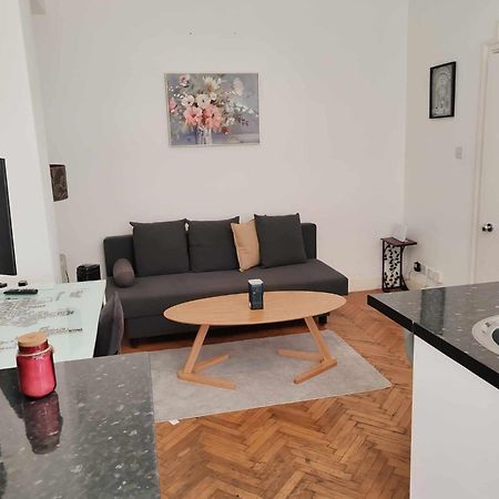 One Bedroom Apartment By Bayswater, Hyde Park ลอนดอน ภายนอก รูปภาพ