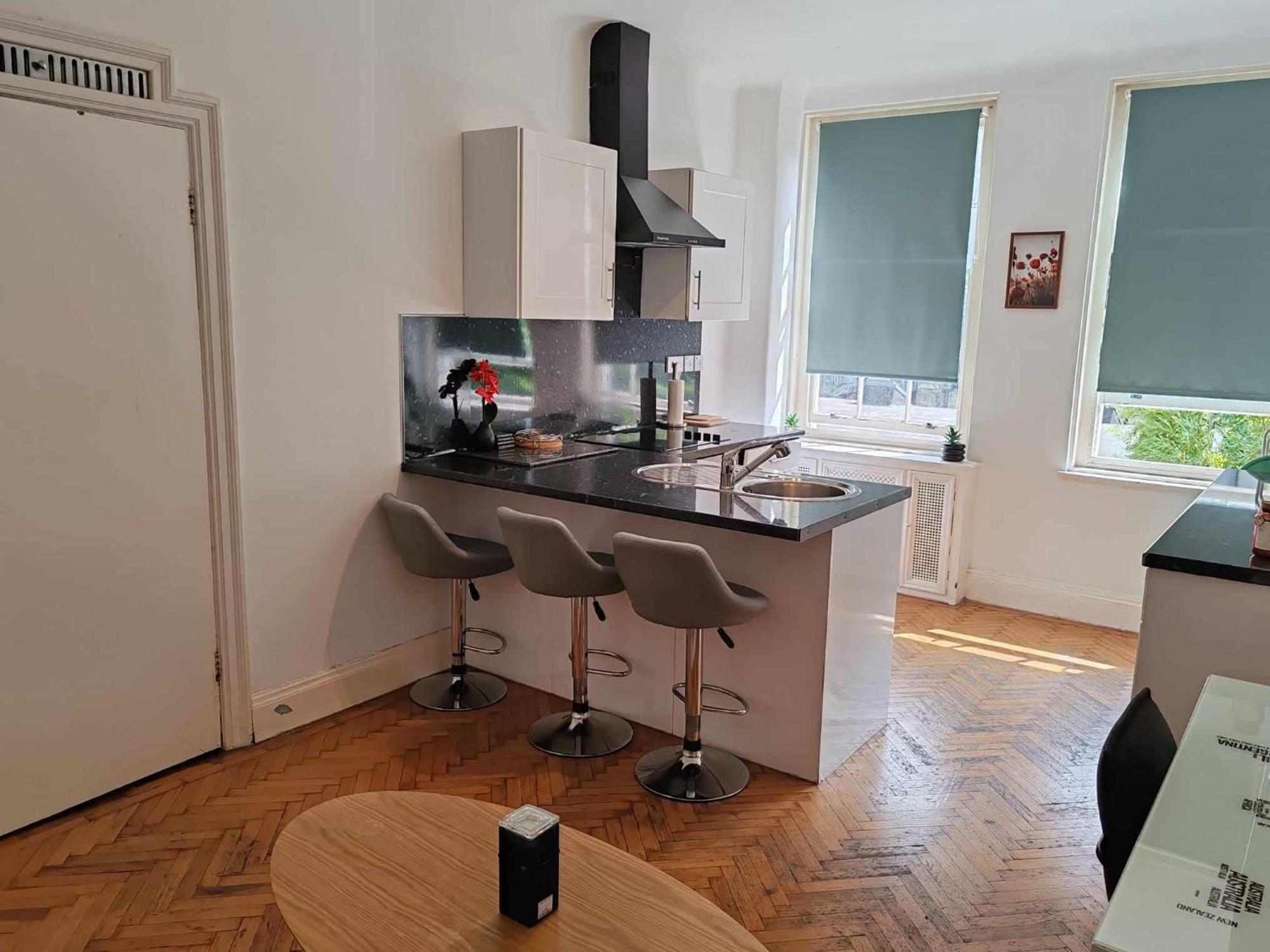 One Bedroom Apartment By Bayswater, Hyde Park ลอนดอน ภายนอก รูปภาพ