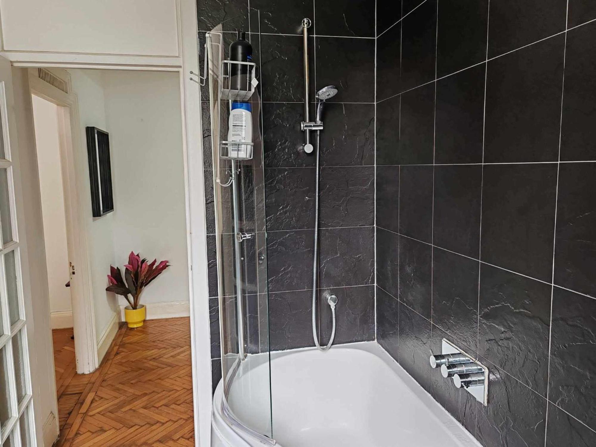 One Bedroom Apartment By Bayswater, Hyde Park ลอนดอน ภายนอก รูปภาพ