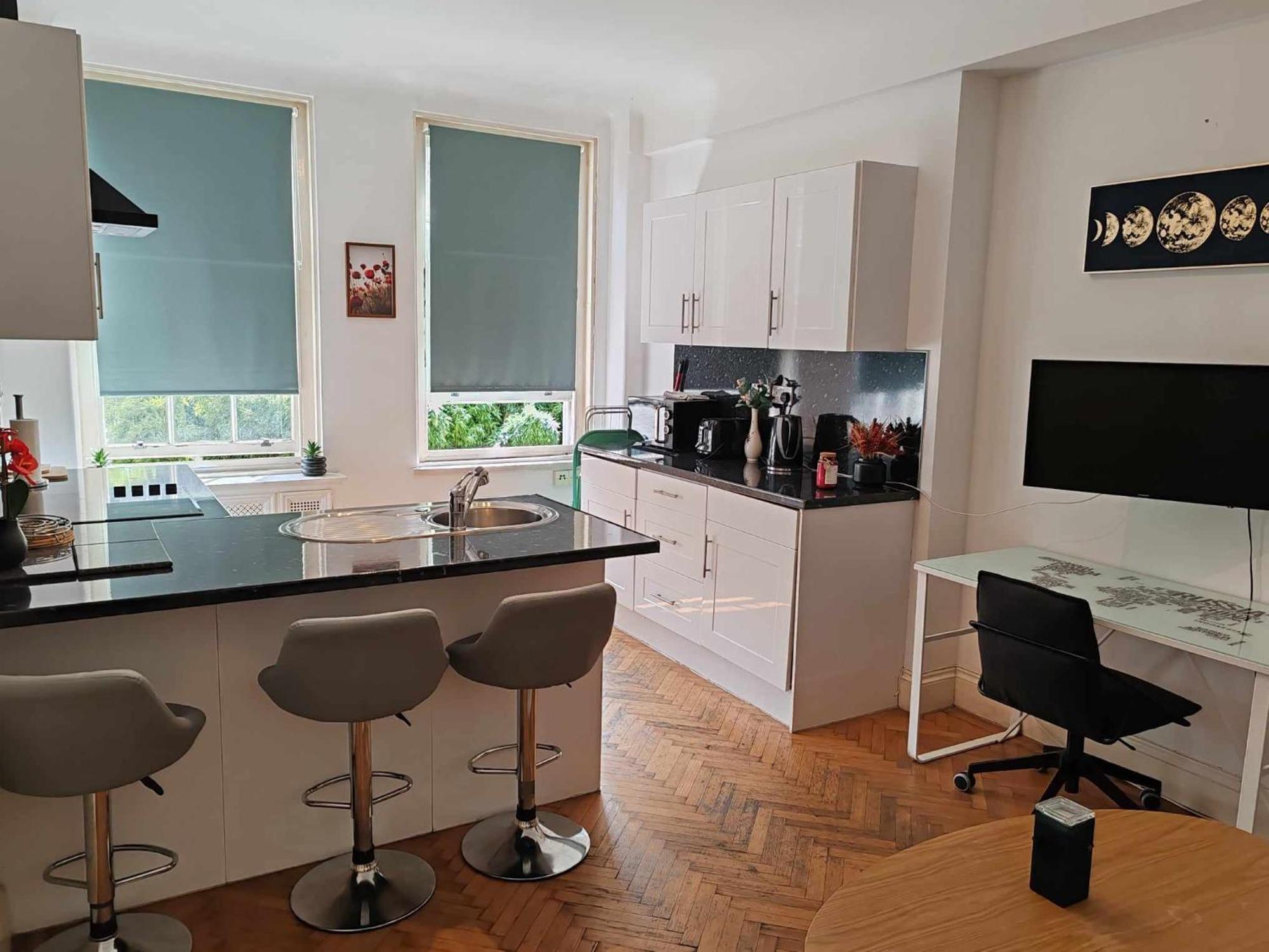 One Bedroom Apartment By Bayswater, Hyde Park ลอนดอน ภายนอก รูปภาพ